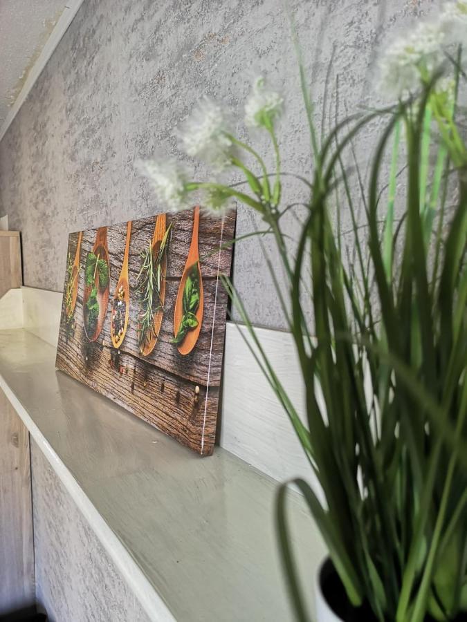 Cozy Flat, Central, Easy Parking, Clam Apartment ไบรอยท์ ภายนอก รูปภาพ